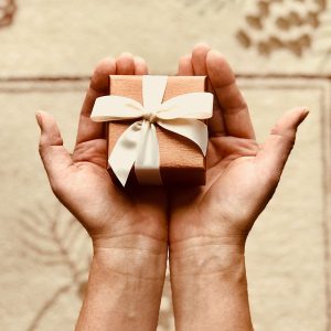 In a box photography session (premium package).